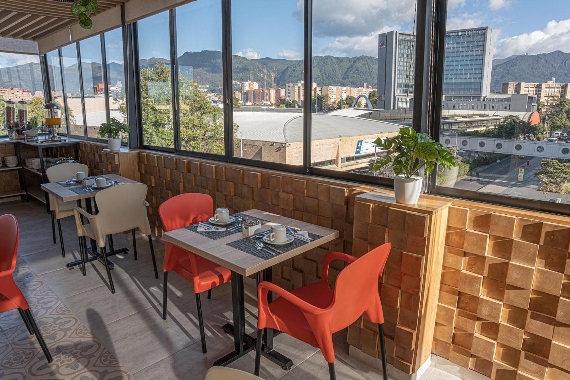 Hotel Fontana Bogota - Corferias المظهر الخارجي الصورة